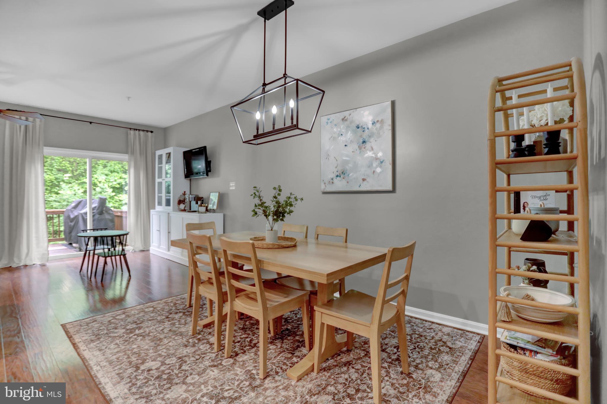 AUTUMN RUN - Residential