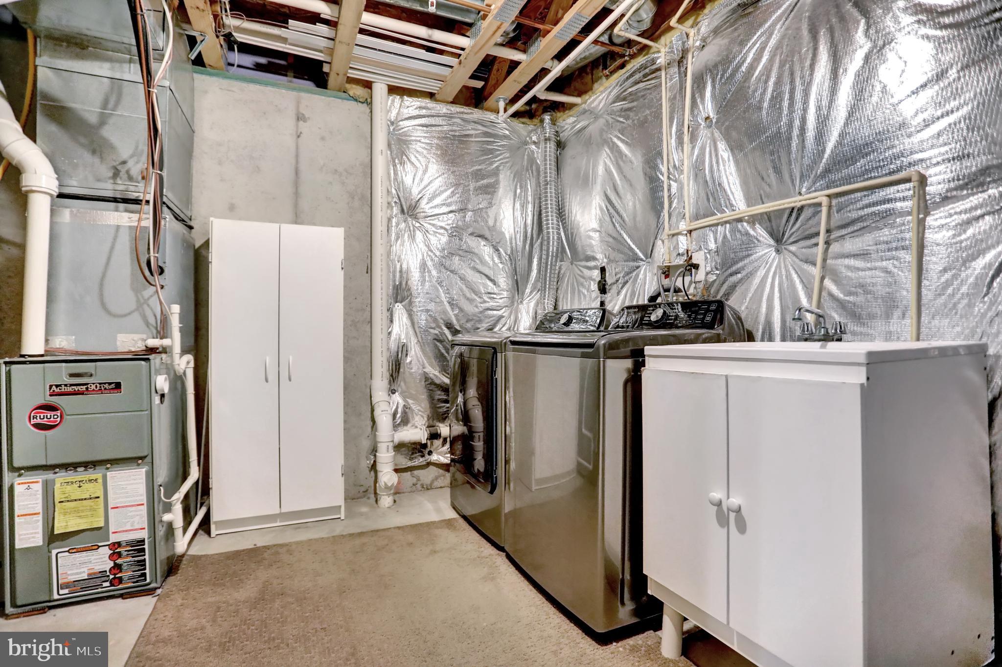 AUTUMN RUN - Residential