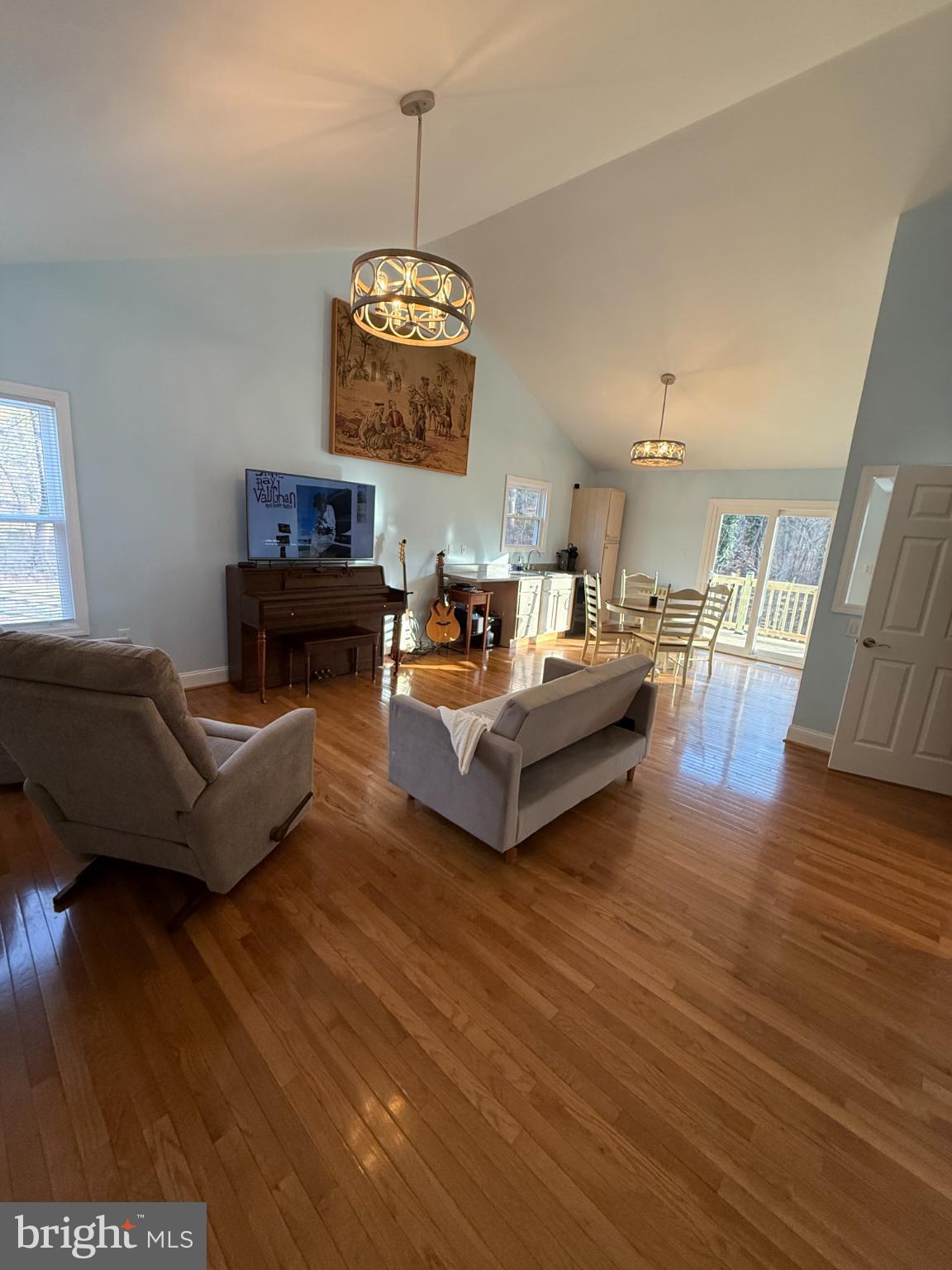 SHANNONDALE - Residential