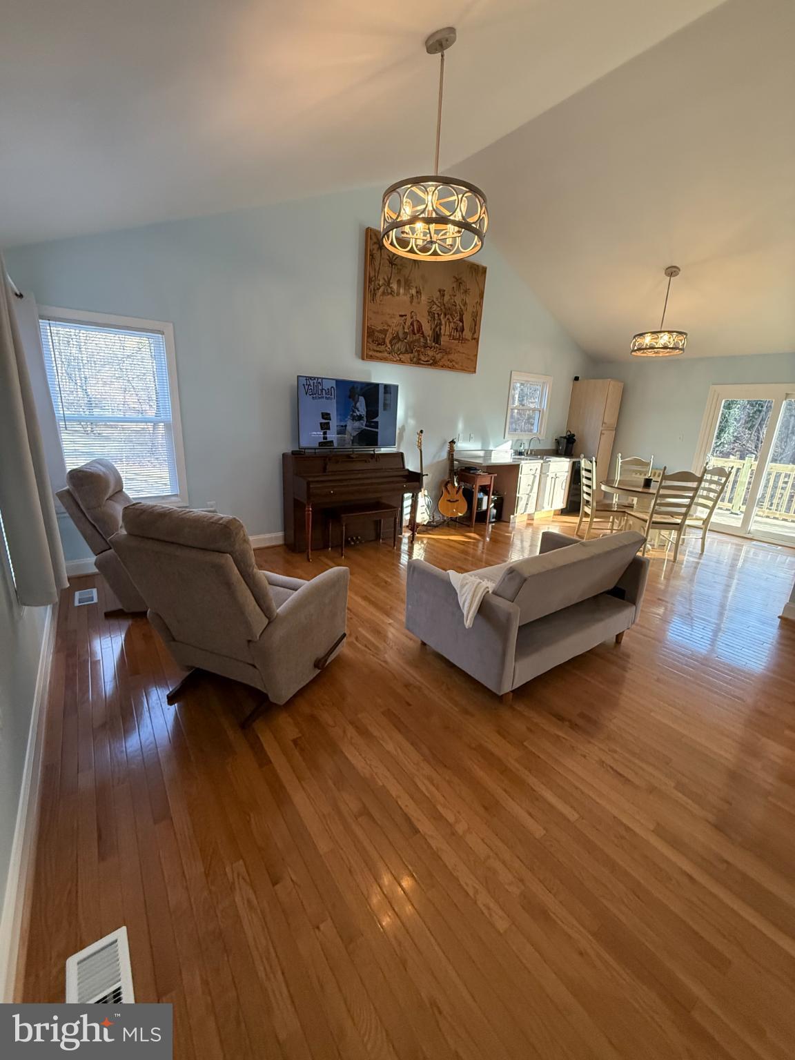 SHANNONDALE - Residential