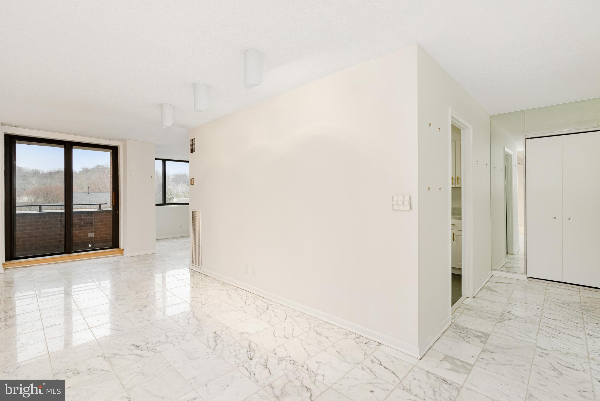 CROSS KEYS - Residential
