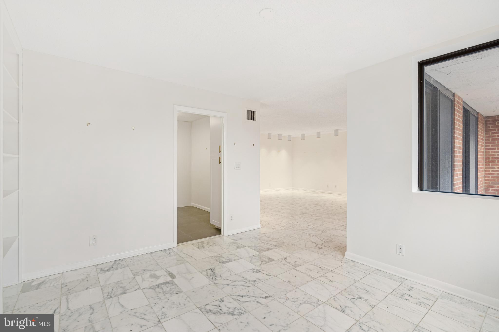 CROSS KEYS - Residential