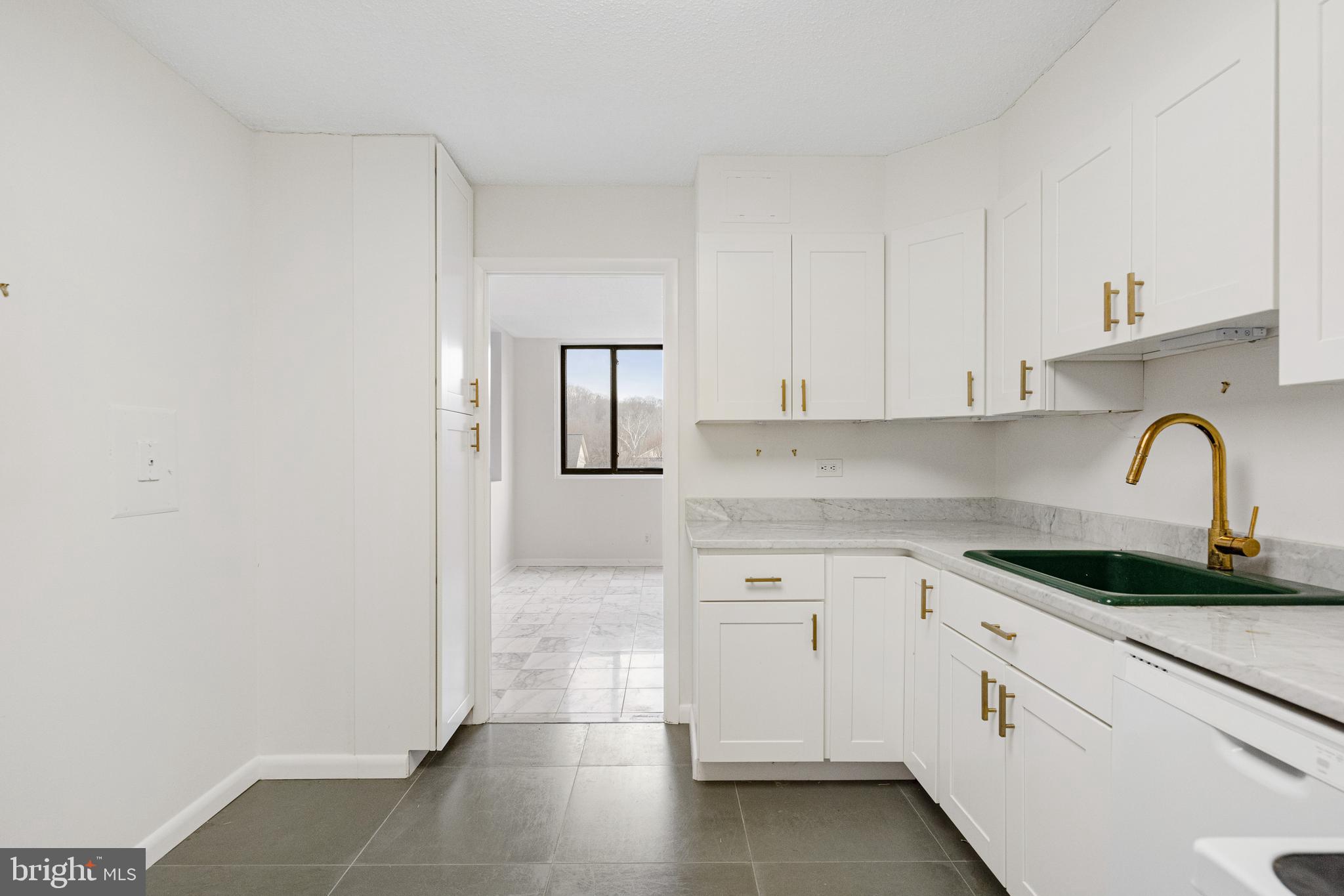CROSS KEYS - Residential