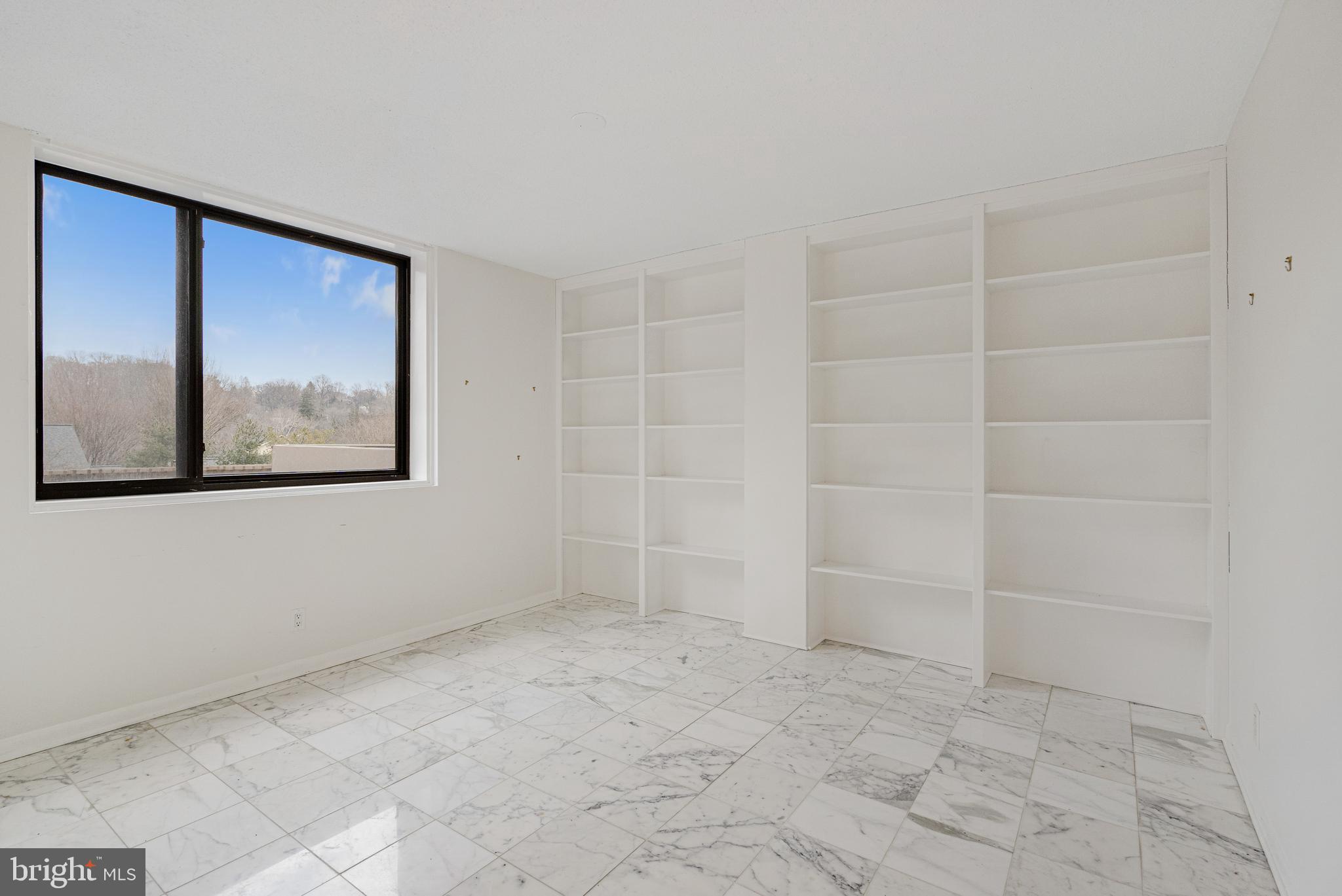 CROSS KEYS - Residential