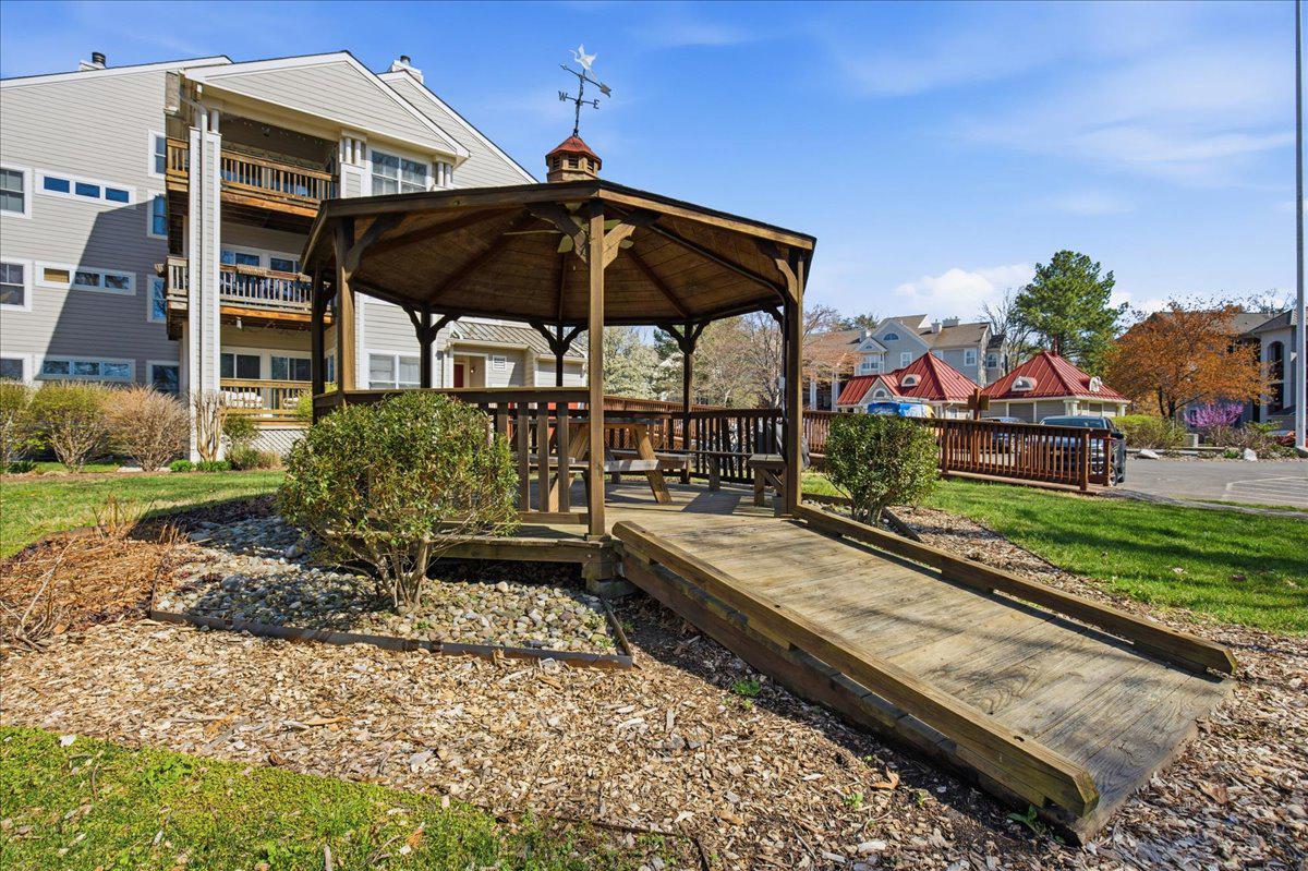 SOLOMONS LANDING - Residential