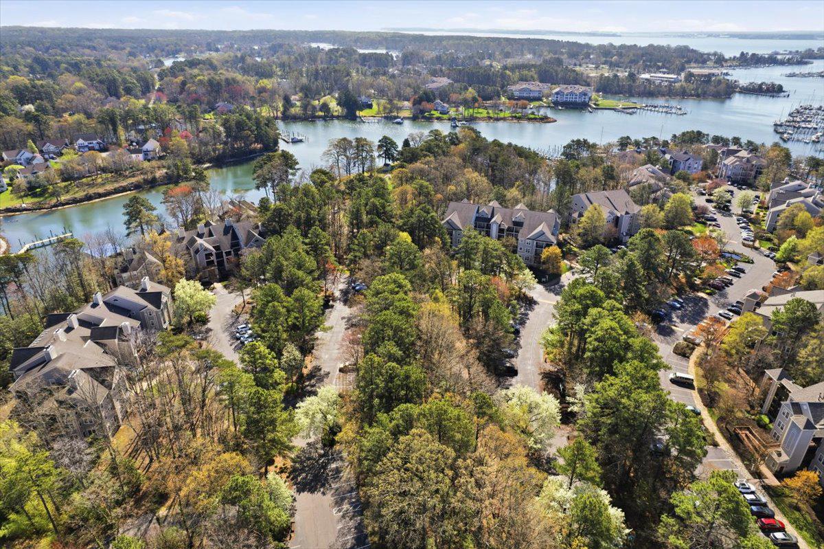 SOLOMONS LANDING - Residential