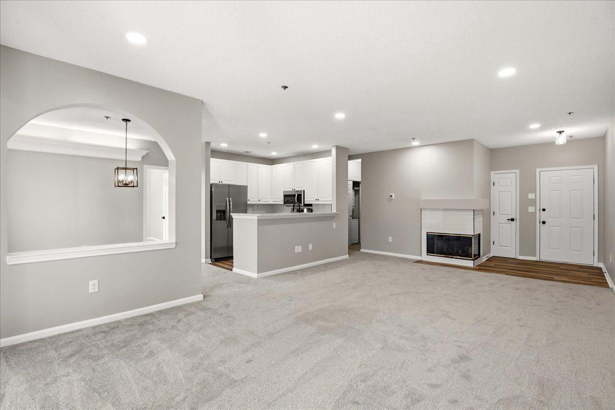 SOLOMONS LANDING - Residential