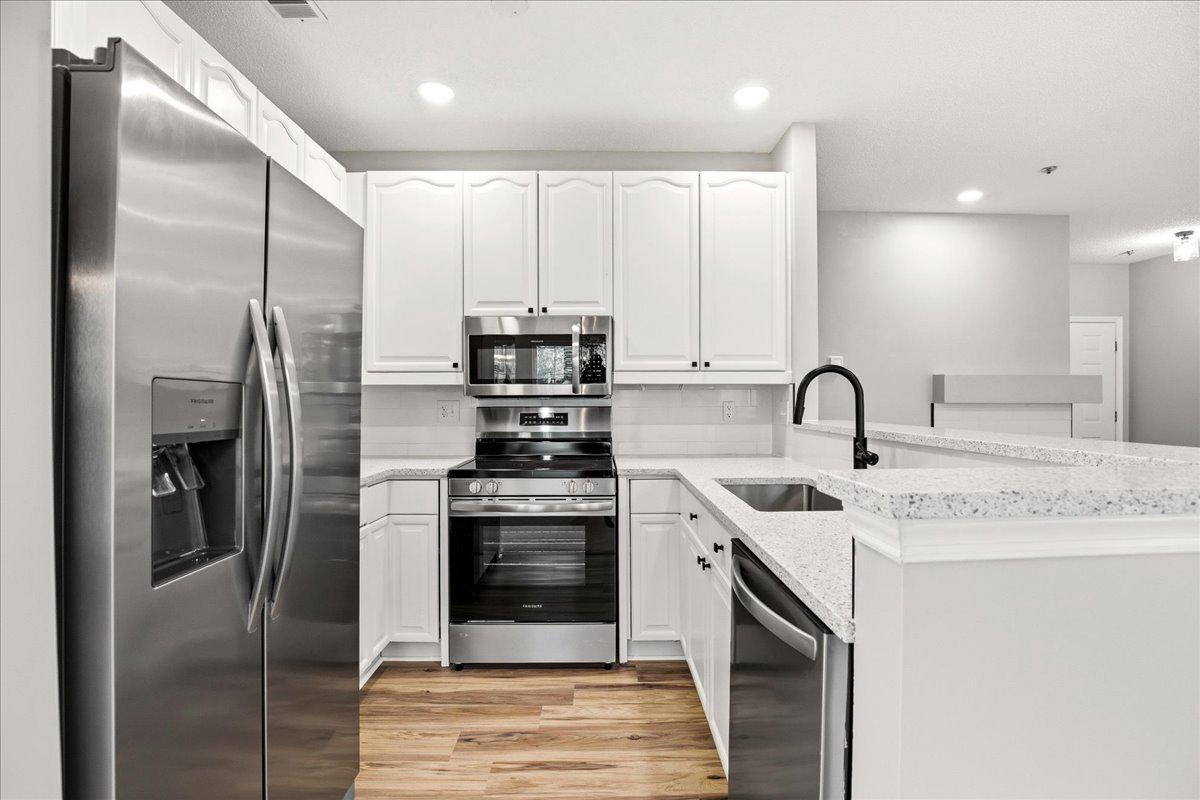 SOLOMONS LANDING - Residential