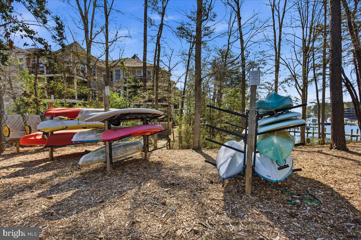 SOLOMONS LANDING - Residential