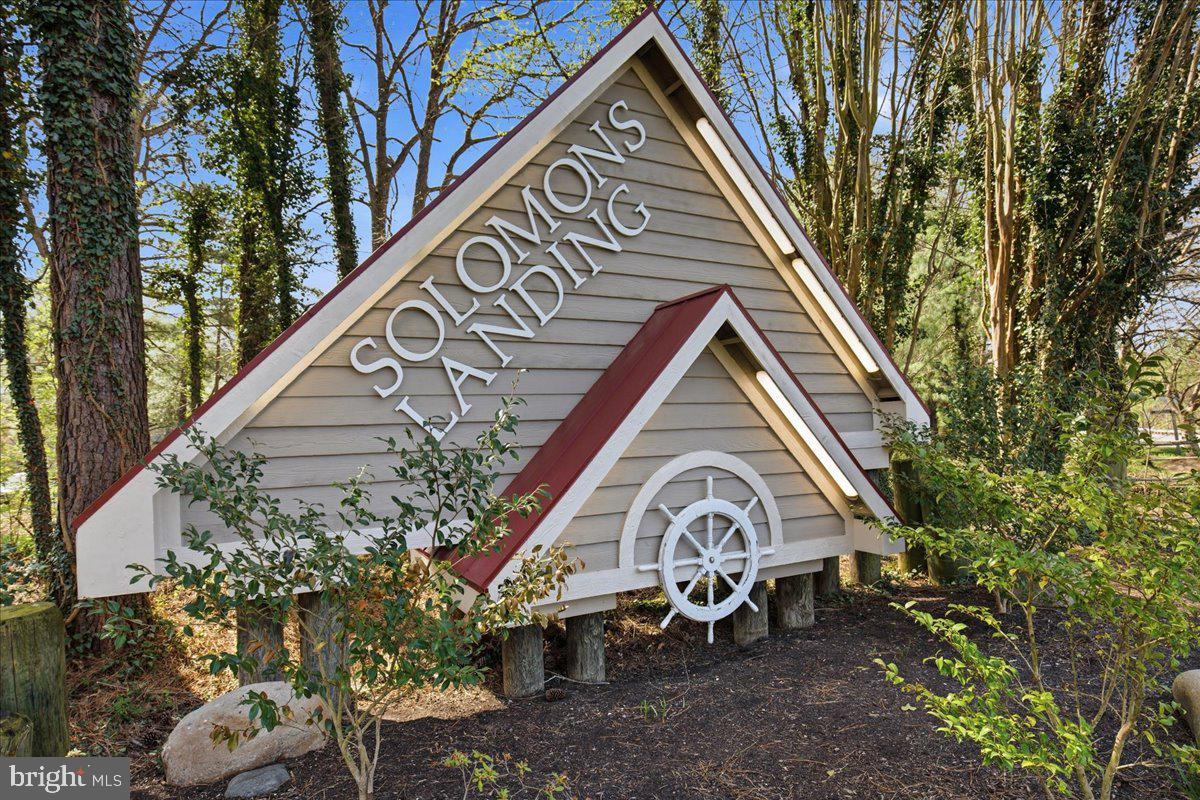 SOLOMONS LANDING - Residential