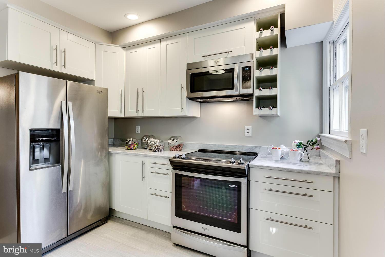 OLD TOWN ALEXANDRIA - Residential