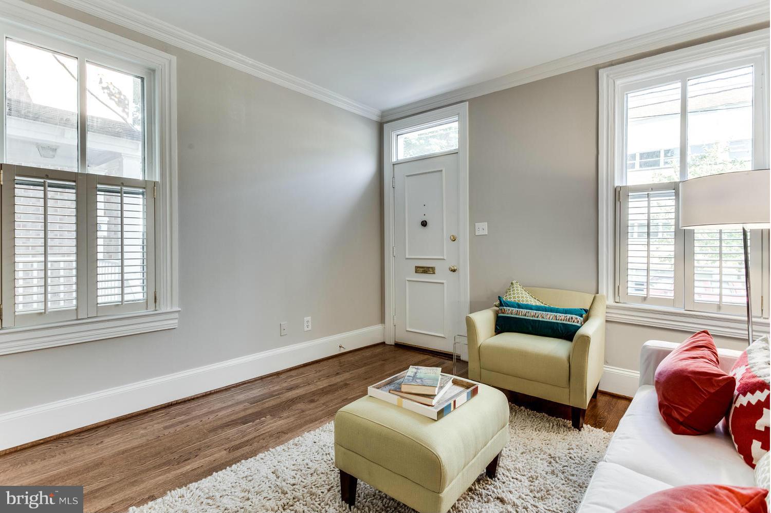 OLD TOWN ALEXANDRIA - Residential