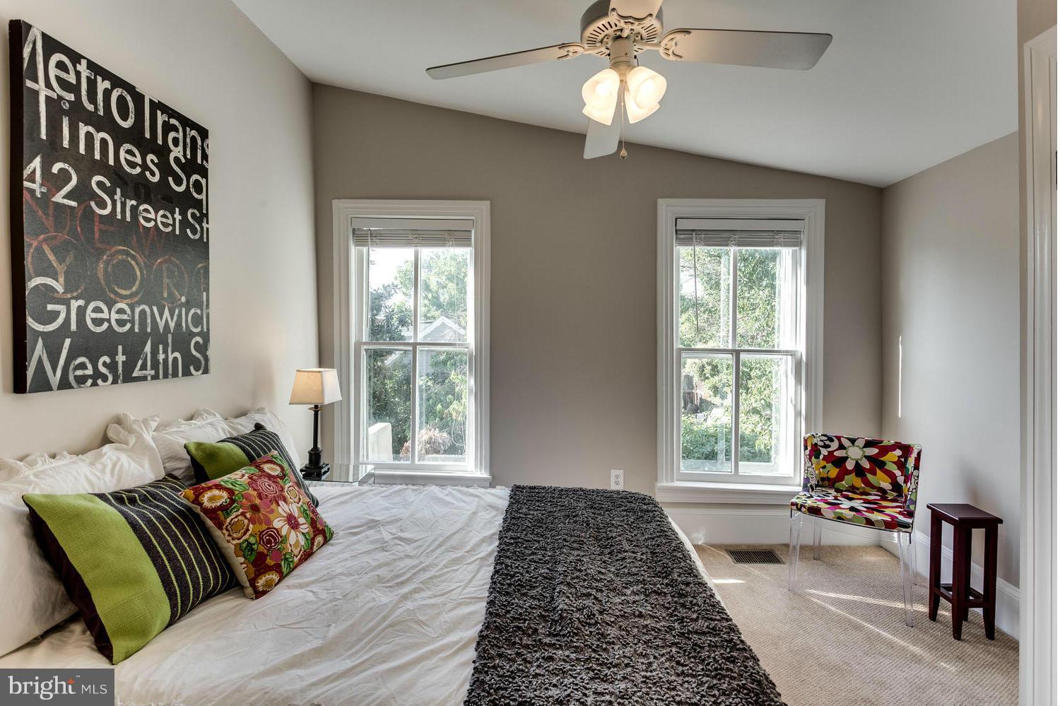 OLD TOWN ALEXANDRIA - Residential