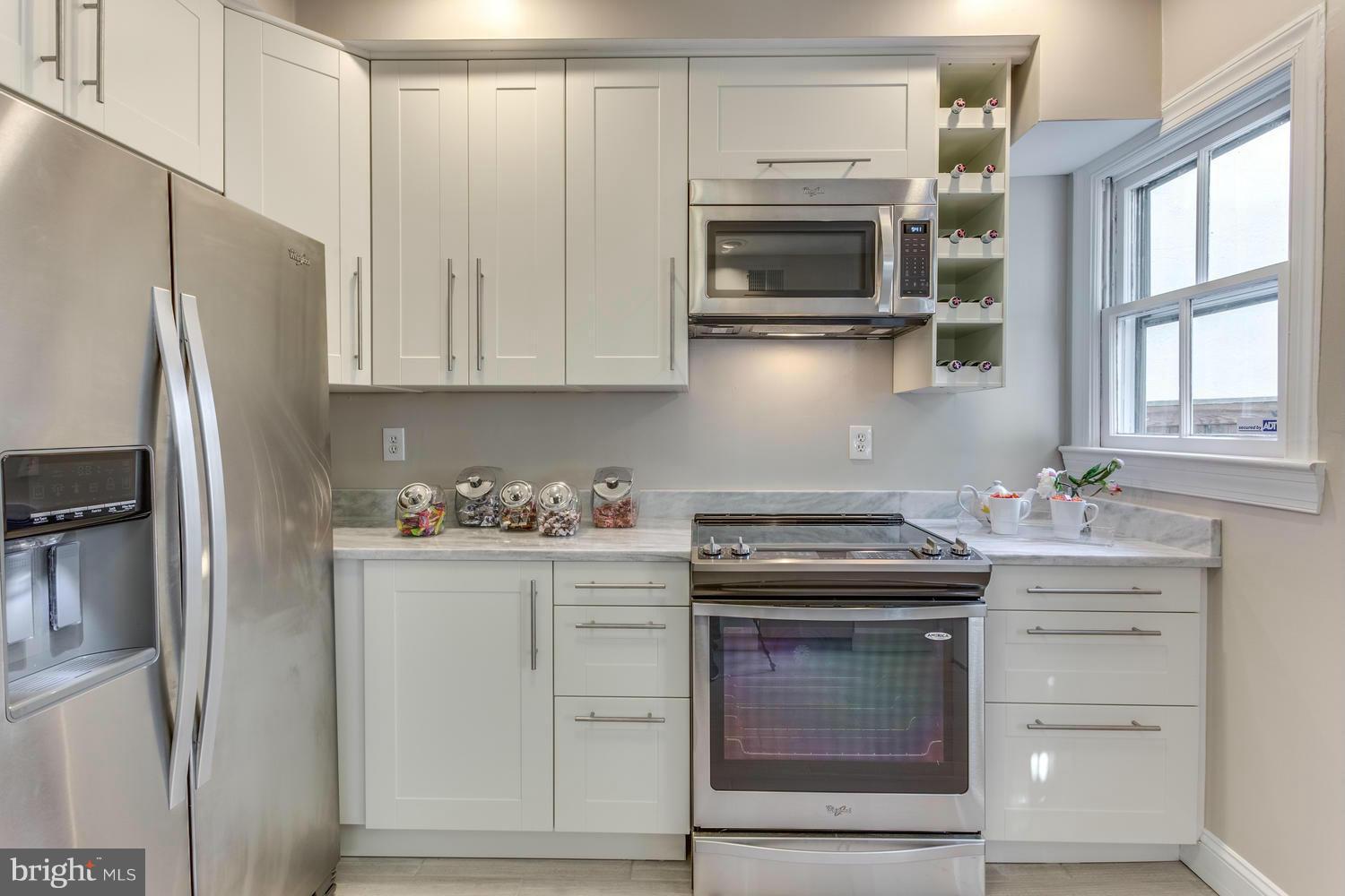 OLD TOWN ALEXANDRIA - Residential