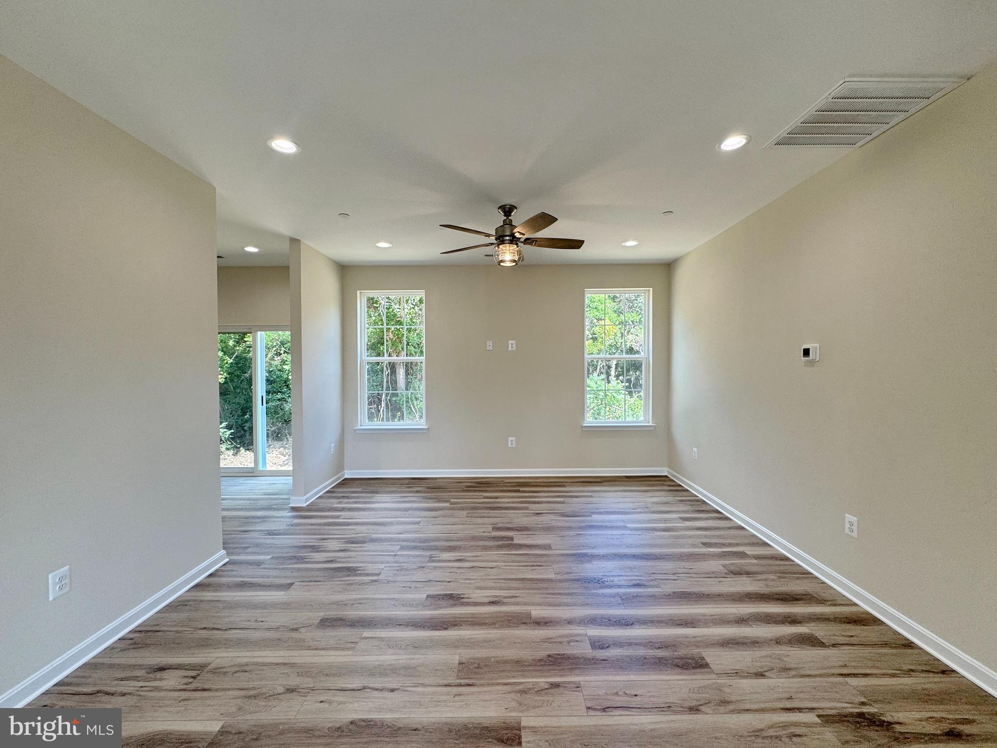 CLIFFTON ON THE POTOMAC - Residential