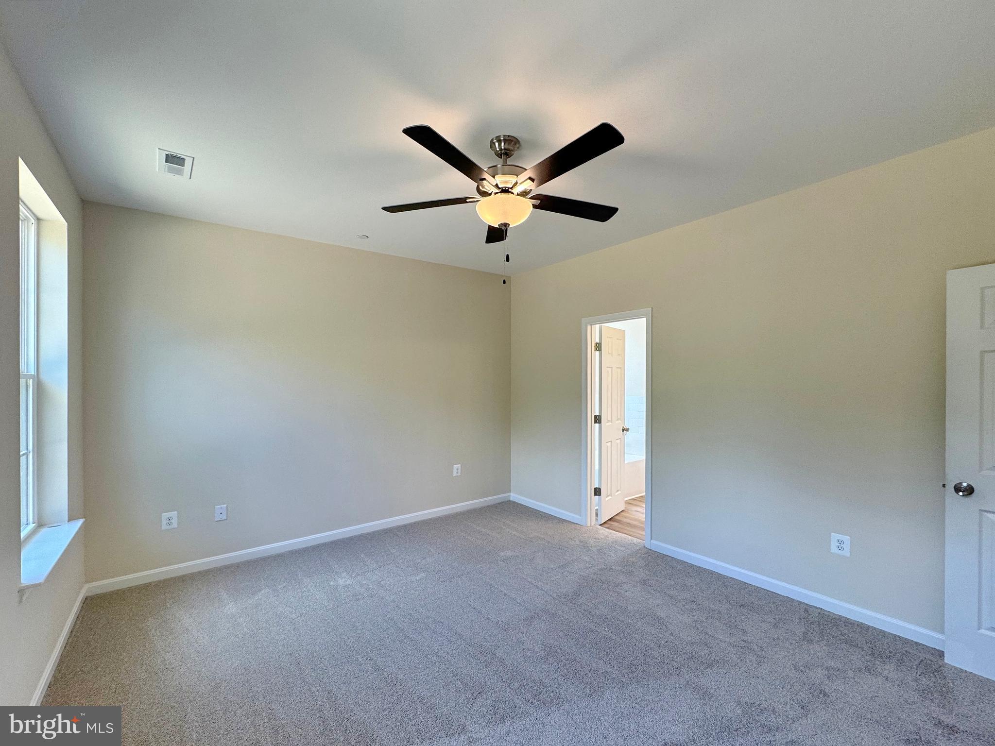 CLIFFTON ON THE POTOMAC - Residential