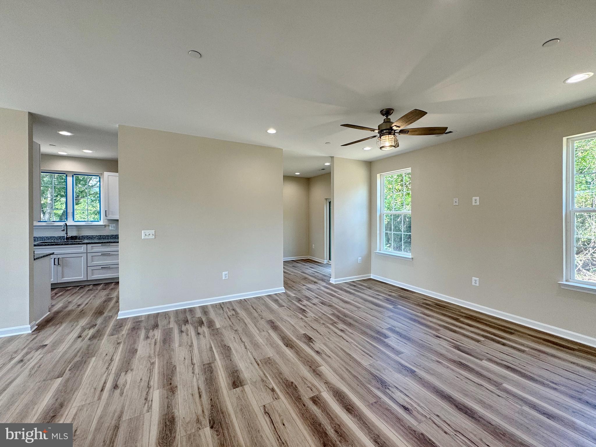 CLIFFTON ON THE POTOMAC - Residential