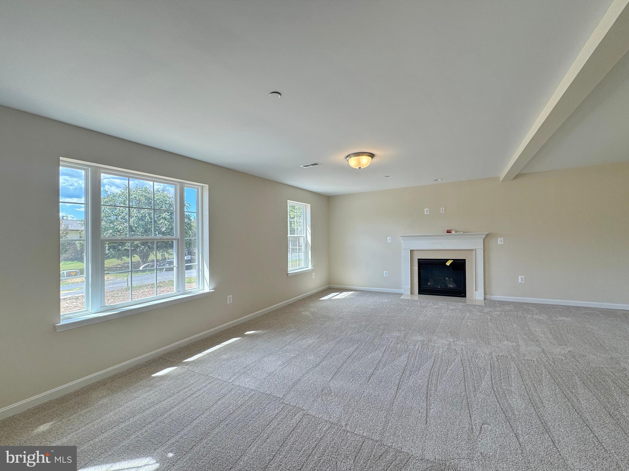 CLIFFTON ON THE POTOMAC - Residential