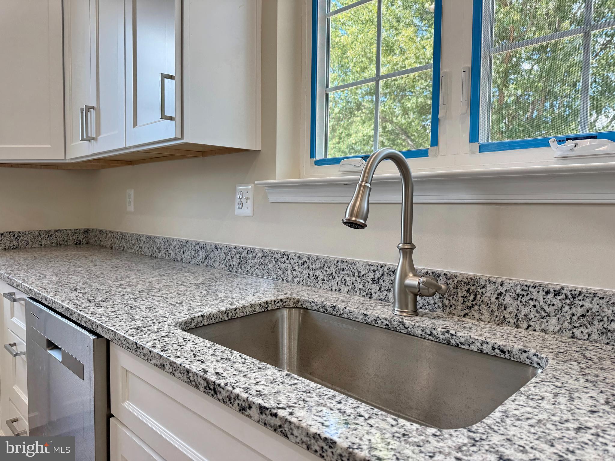 CLIFFTON ON THE POTOMAC - Residential