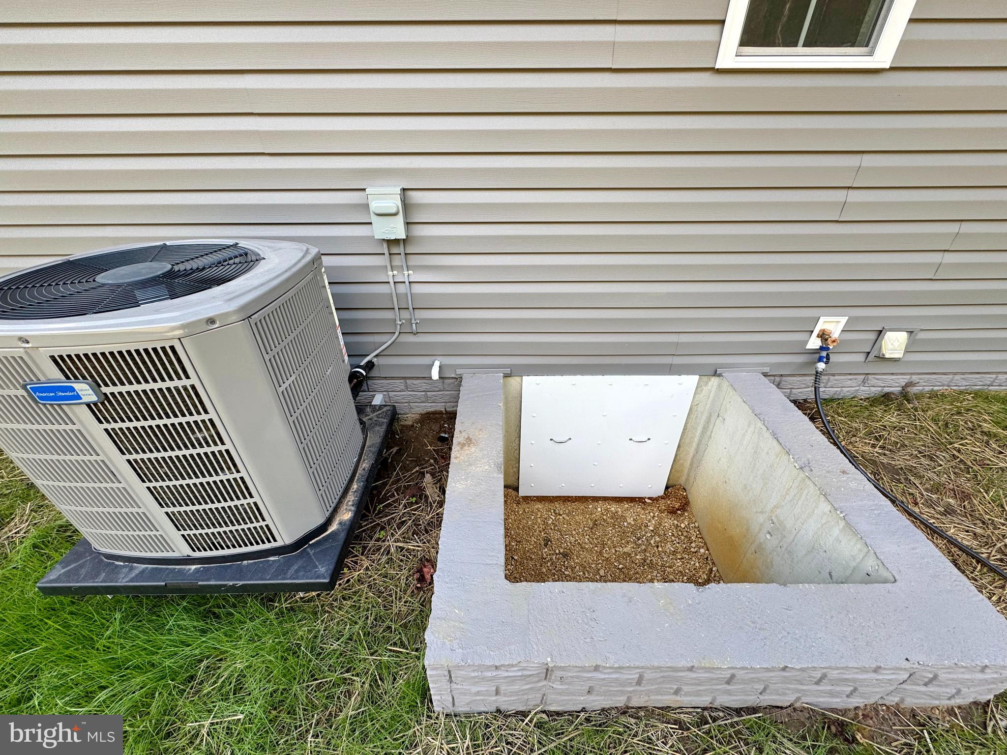 CLIFFTON ON THE POTOMAC - Residential