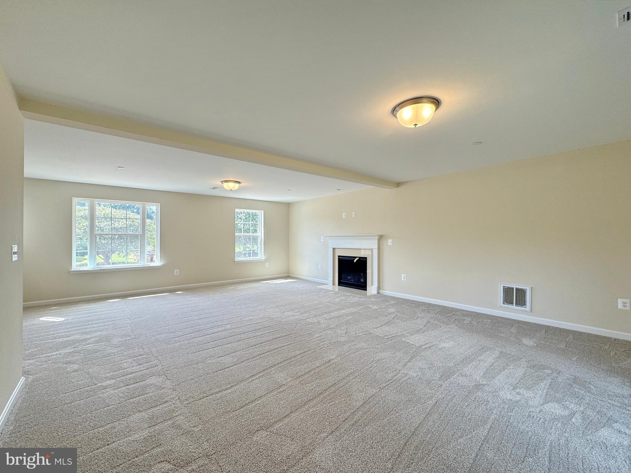 CLIFFTON ON THE POTOMAC - Residential