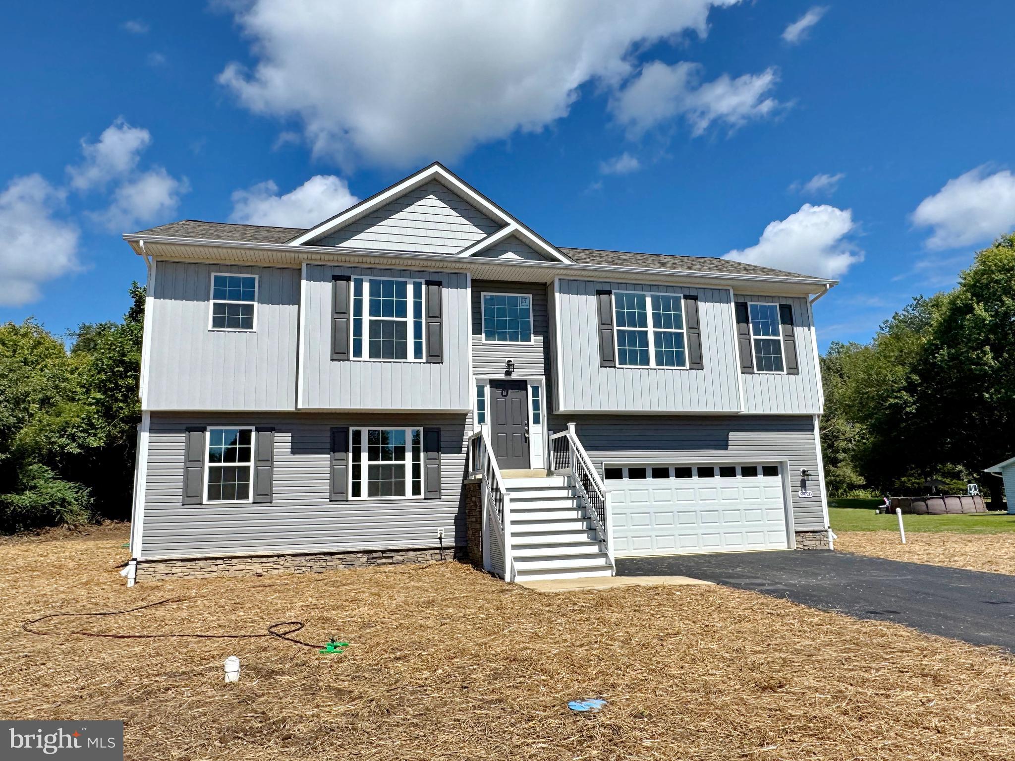 CLIFFTON ON THE POTOMAC - Residential