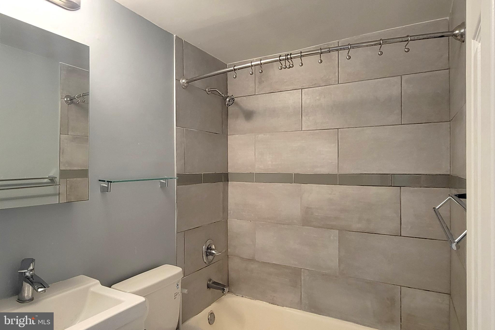 RITTENHOUSE SQUARE - Residential Lease