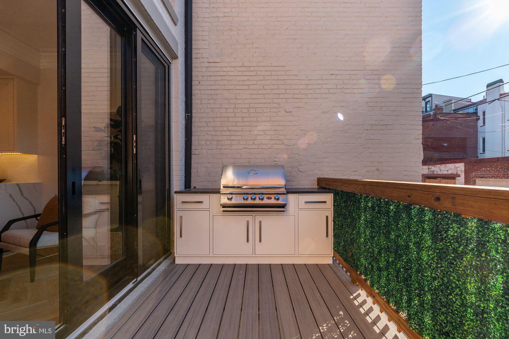 DUPONT CIRCLE - Residential