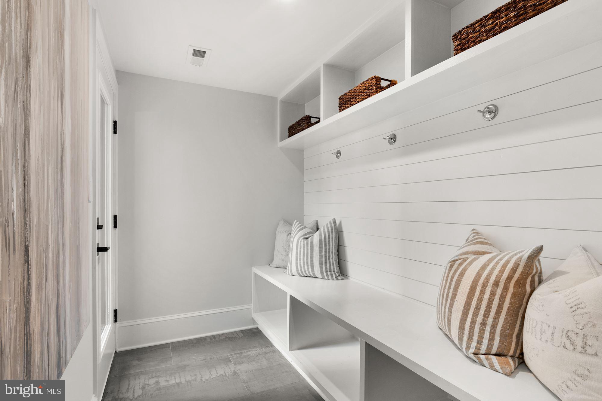 DUPONT CIRCLE - Residential