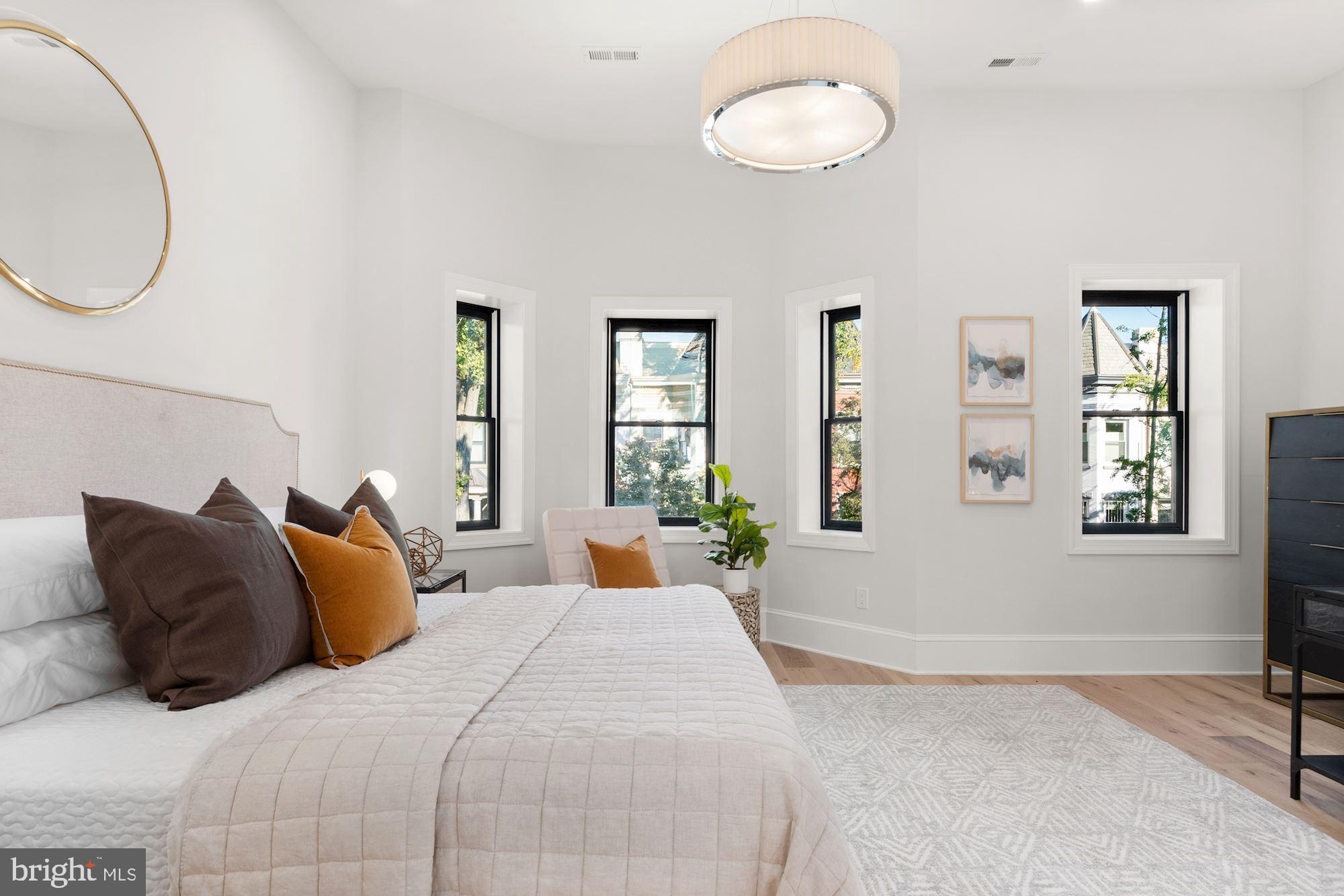 DUPONT CIRCLE - Residential