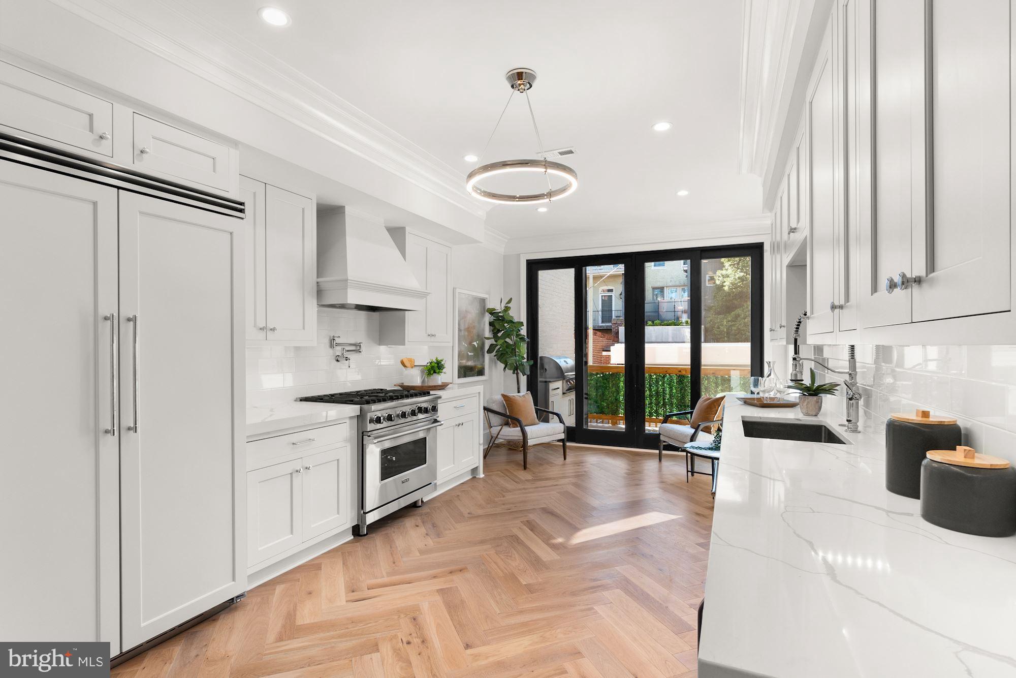 DUPONT CIRCLE - Residential
