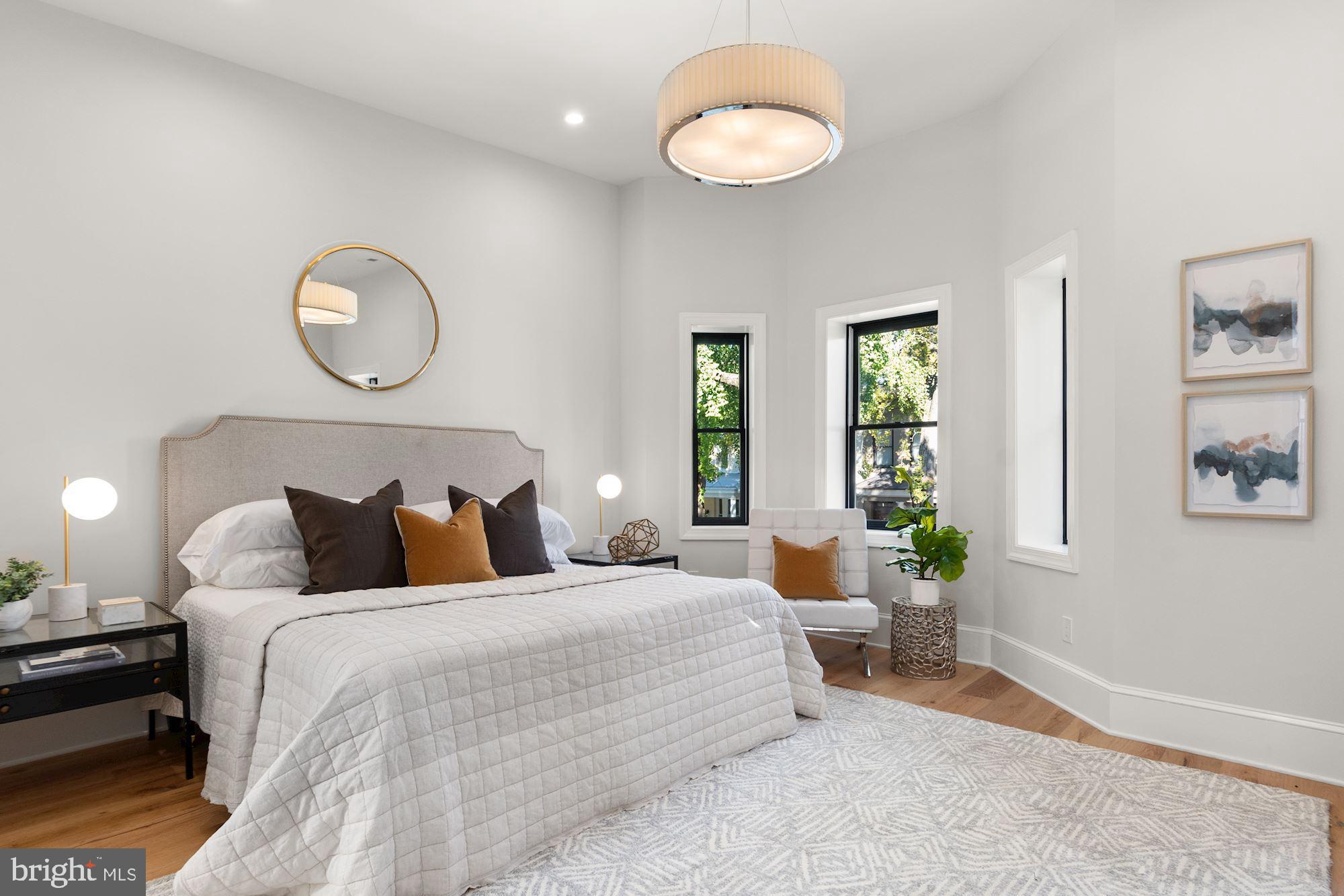 DUPONT CIRCLE - Residential