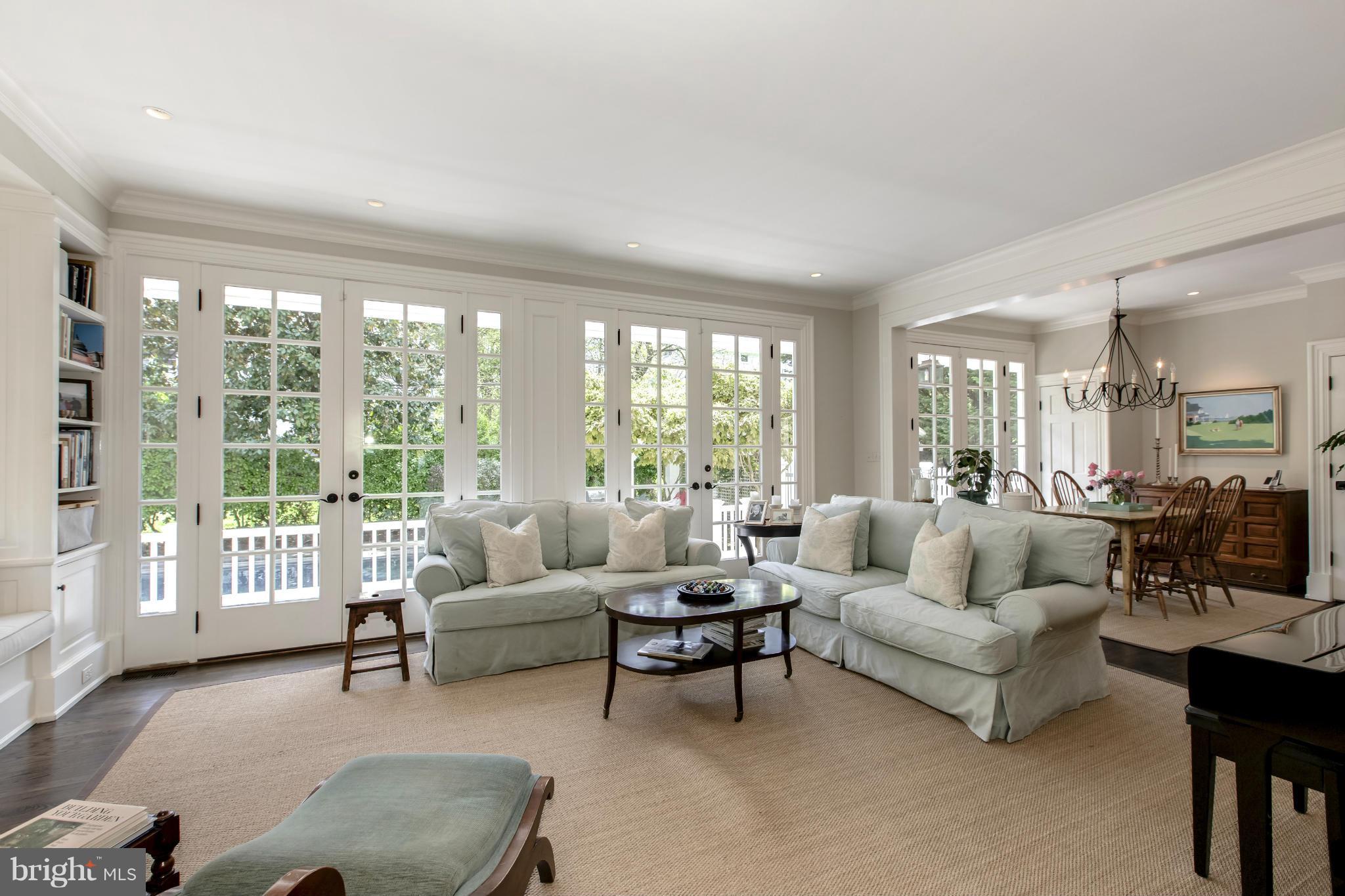 CHEVY CHASE - Residential