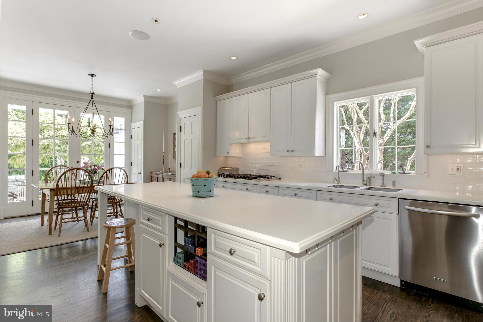 CHEVY CHASE - Residential