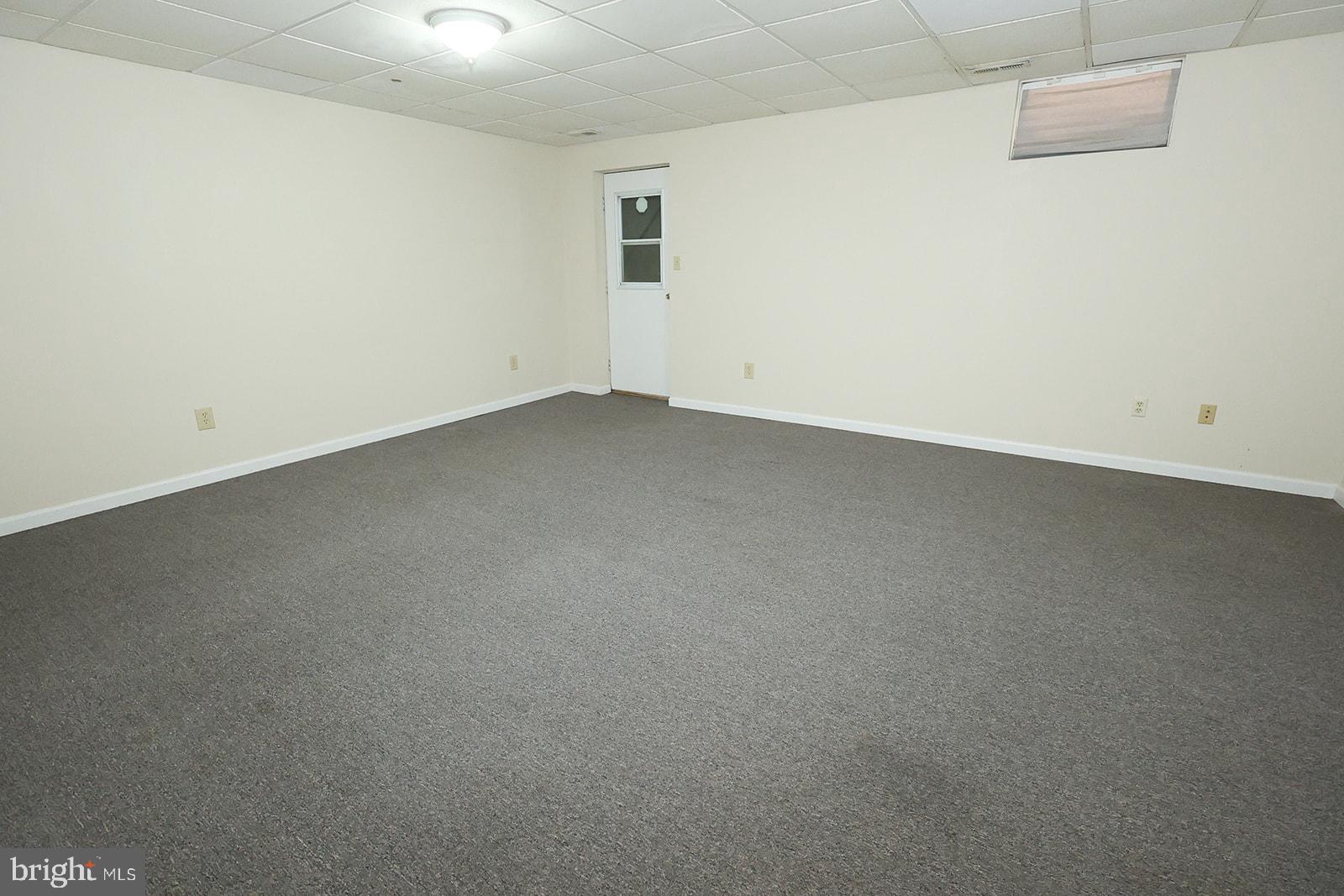 LAUREL GLEN - Residential