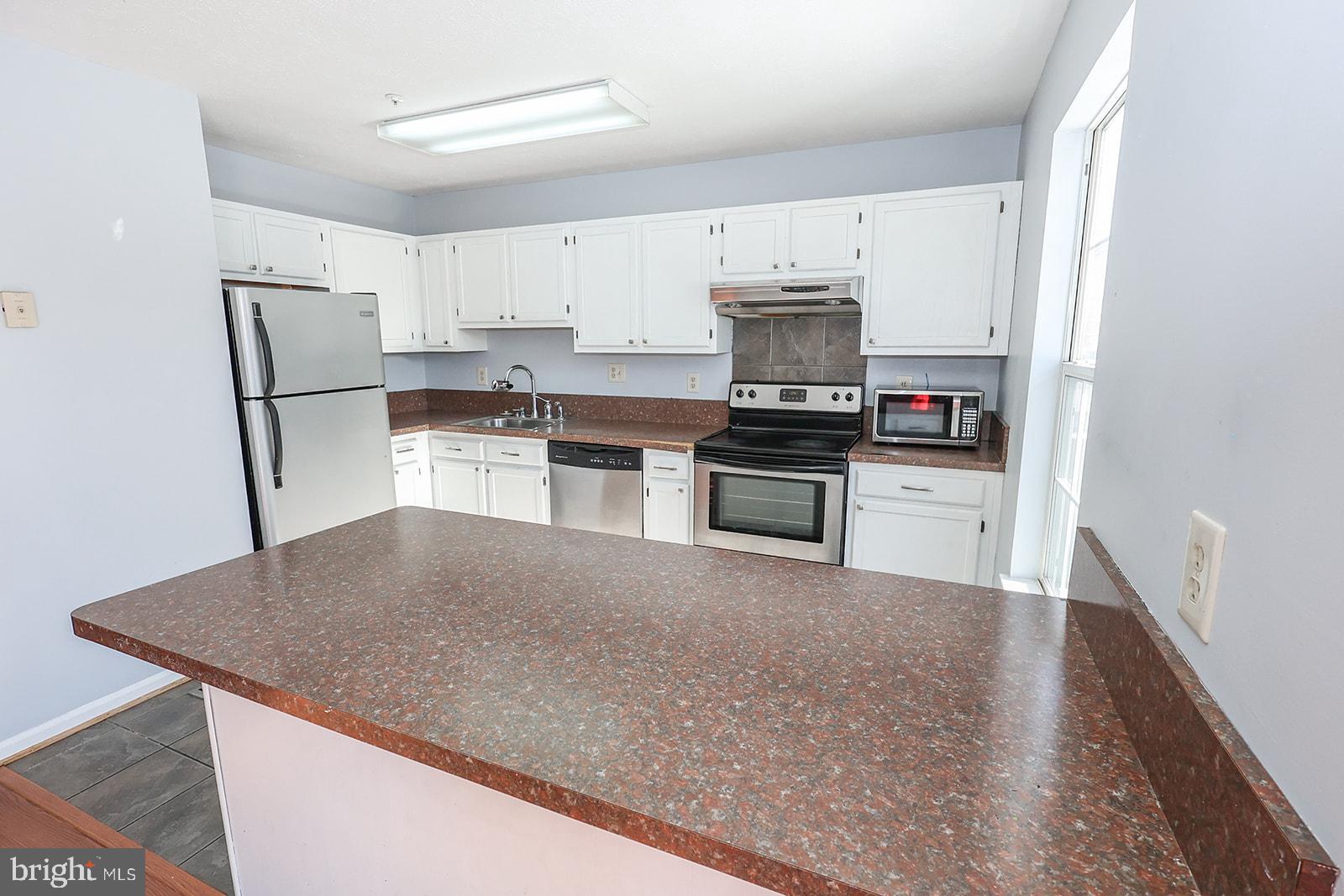 LAUREL GLEN - Residential