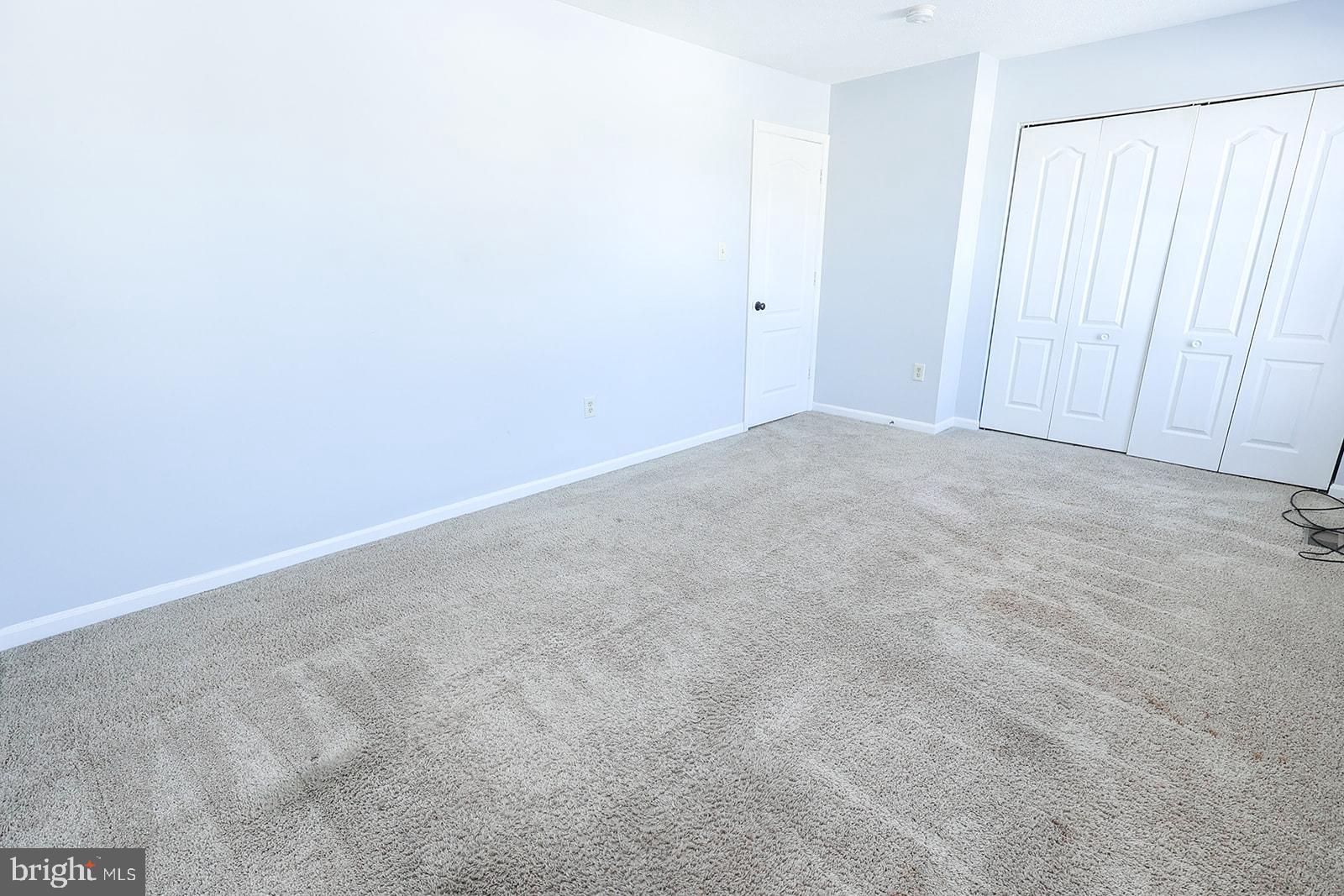 LAUREL GLEN - Residential