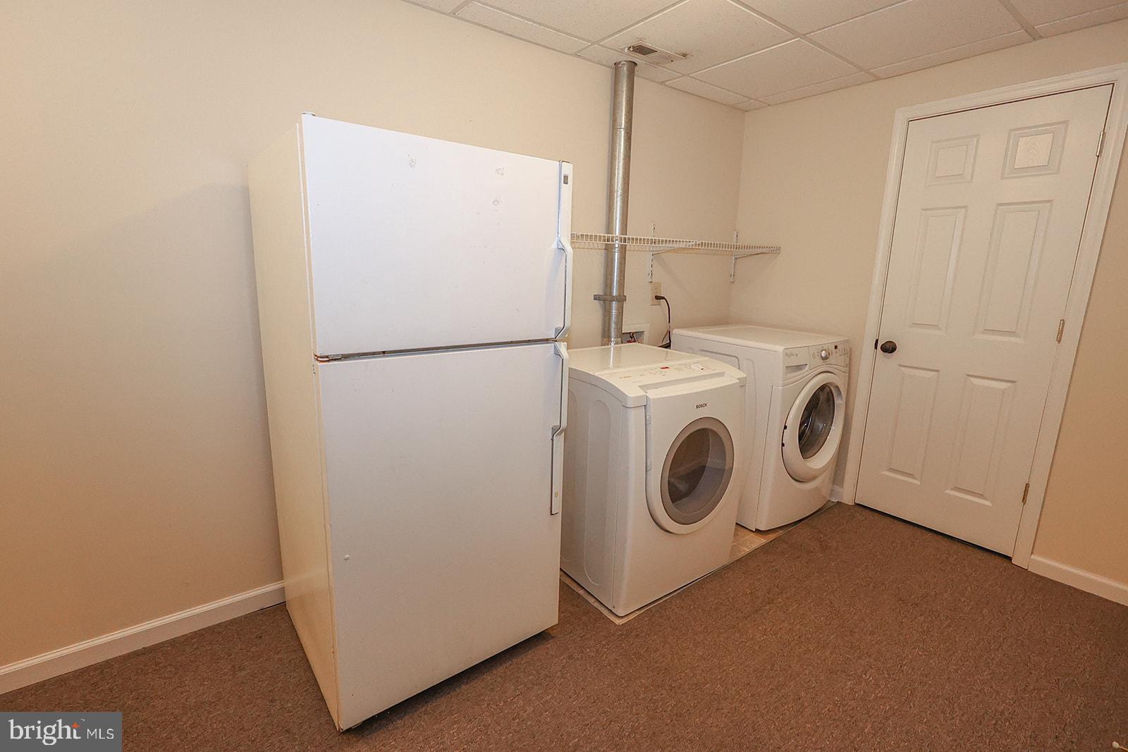 LAUREL GLEN - Residential