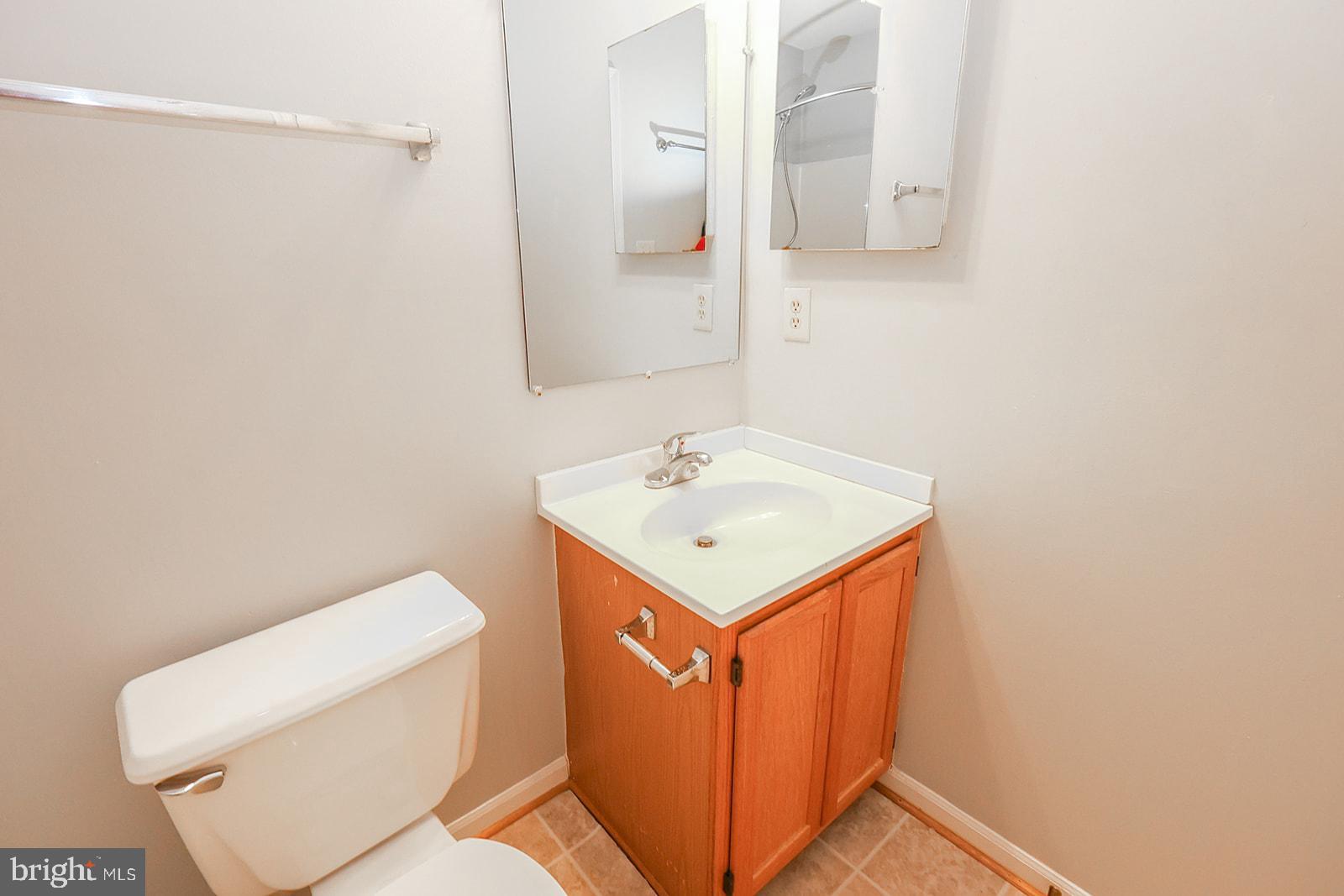 LAUREL GLEN - Residential