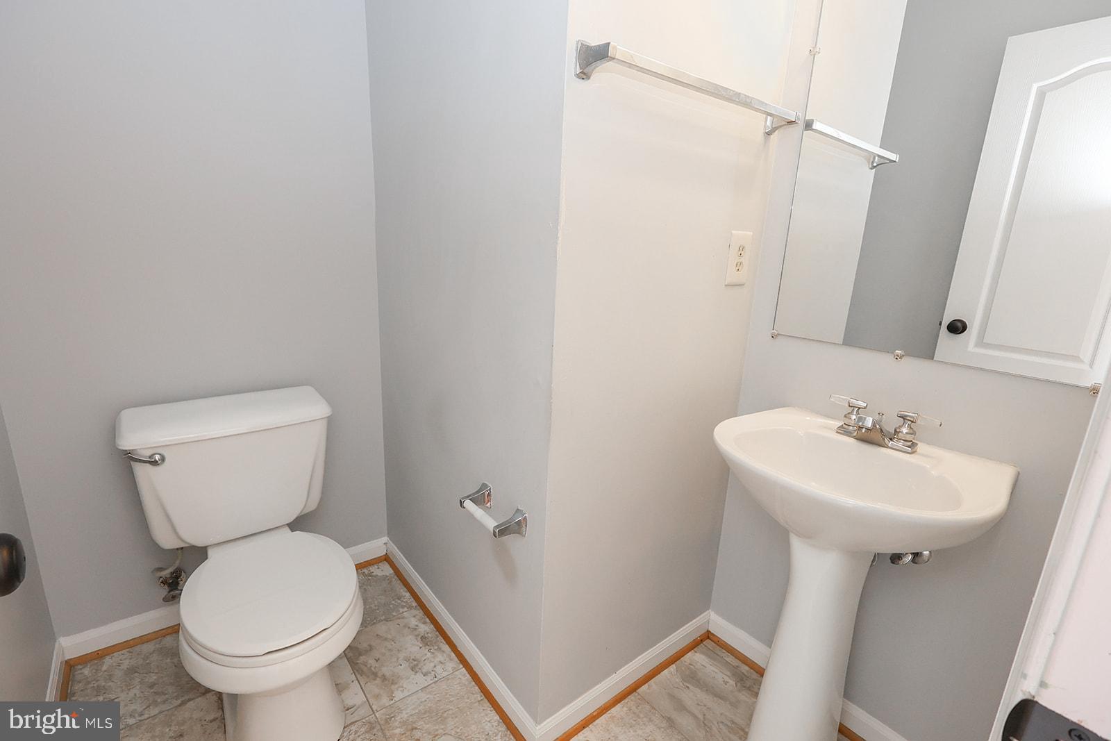 LAUREL GLEN - Residential