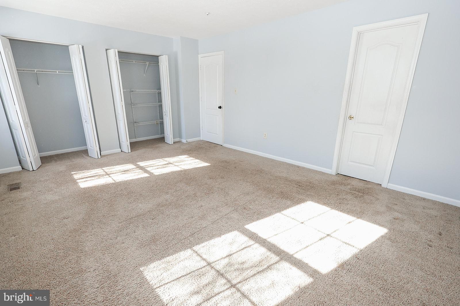 LAUREL GLEN - Residential