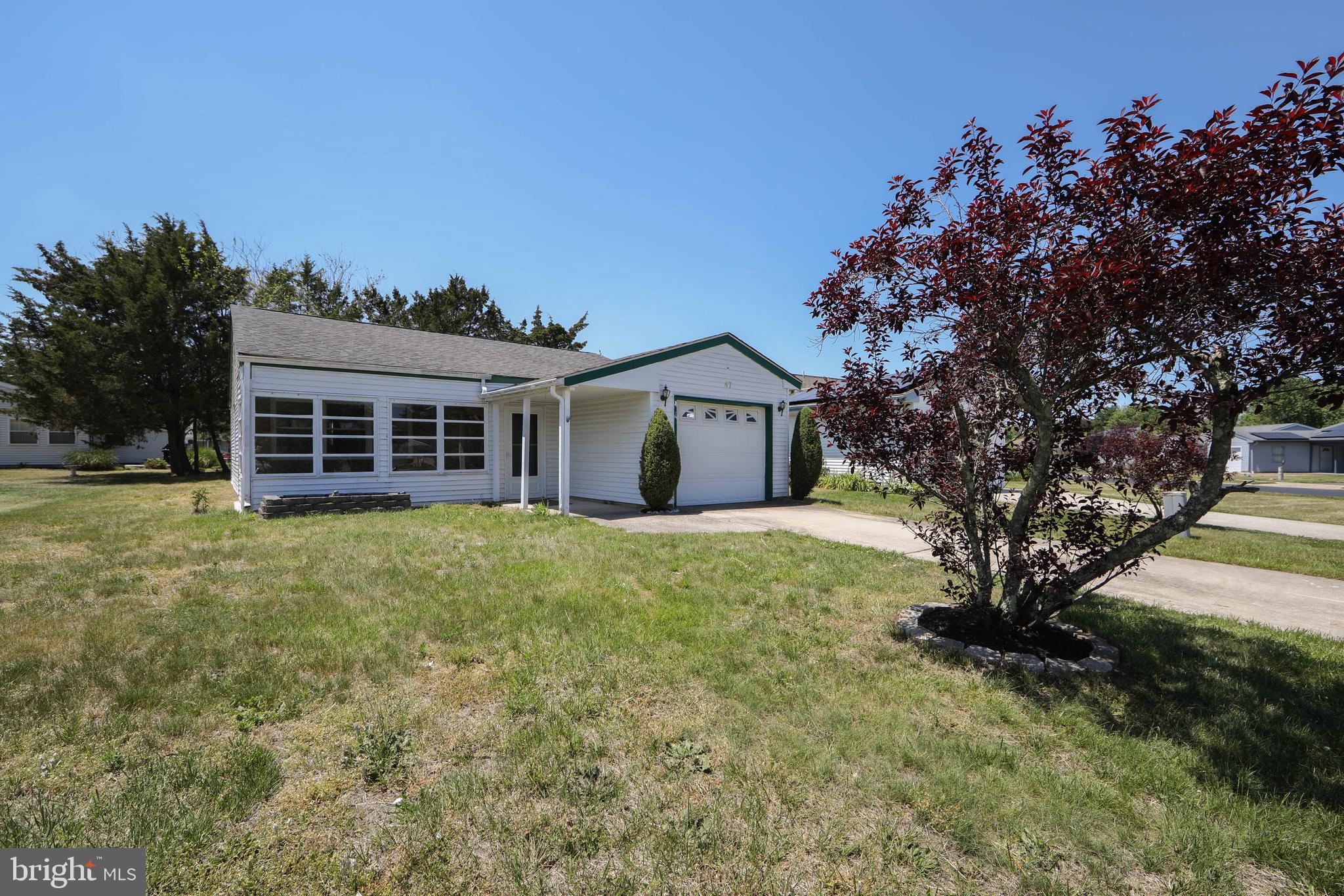 87 HUNTINGTON DRIVE