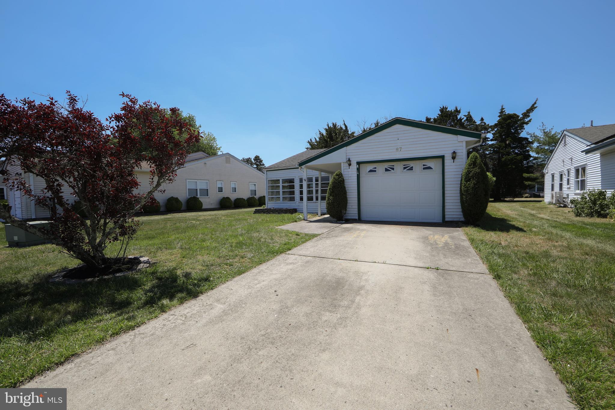 87 HUNTINGTON DRIVE