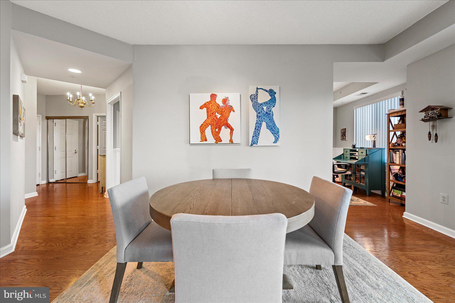 LANSDOWNE WOODS - Residential