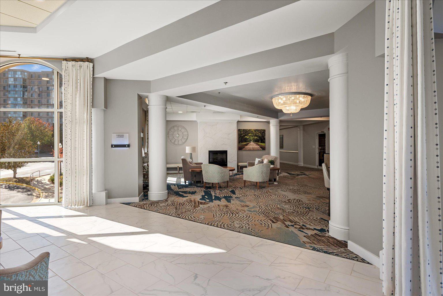 LANSDOWNE WOODS - Residential