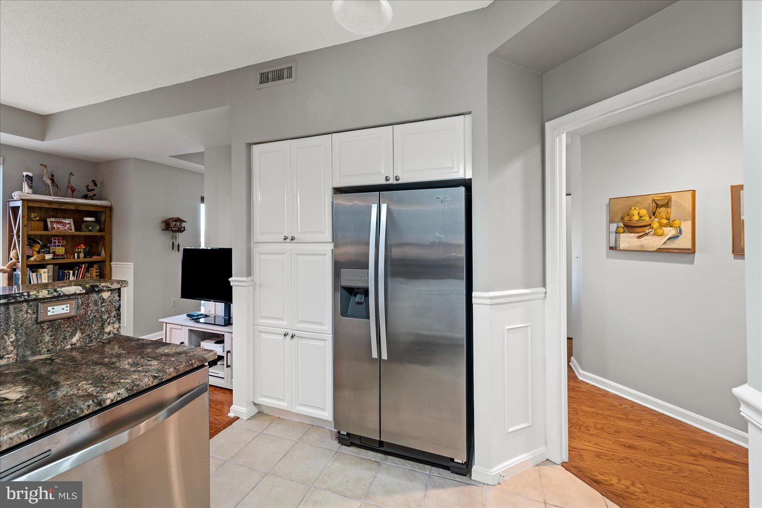 LANSDOWNE WOODS - Residential