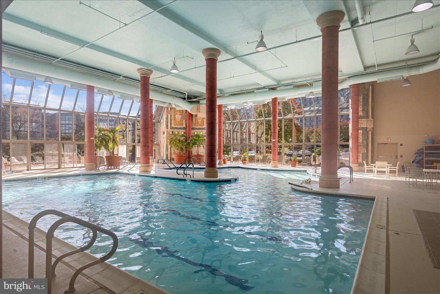 LANSDOWNE WOODS - Residential