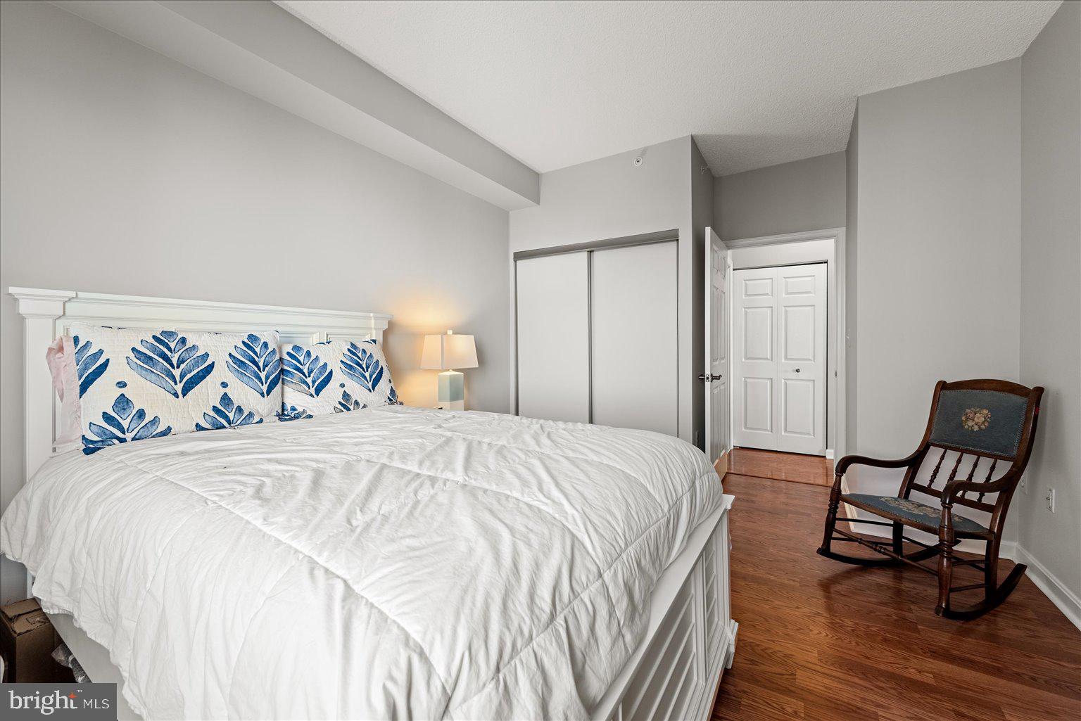 LANSDOWNE WOODS - Residential