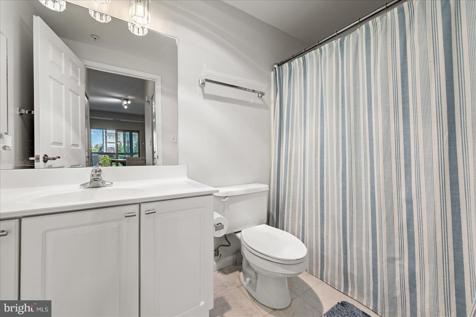 LANSDOWNE WOODS - Residential