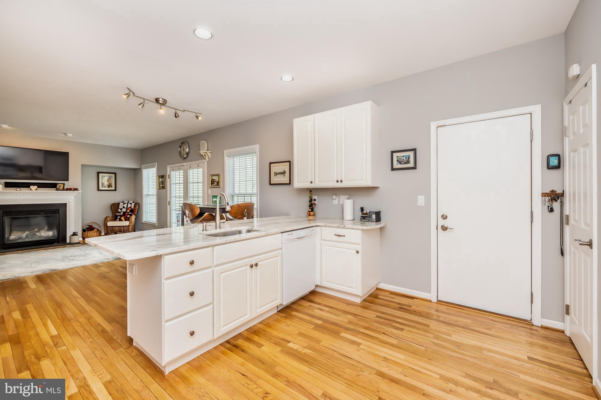 EAGLEVIEW - Residential